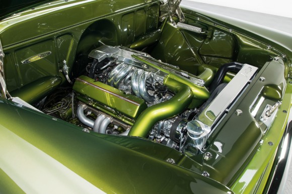 1959-Chevrolet-Apache-Engine